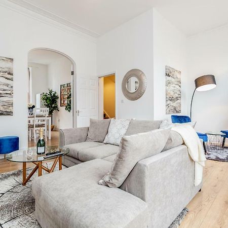 Bright & Spacious 4Beds Home - Kensington High Street-Olympia Londra Dış mekan fotoğraf
