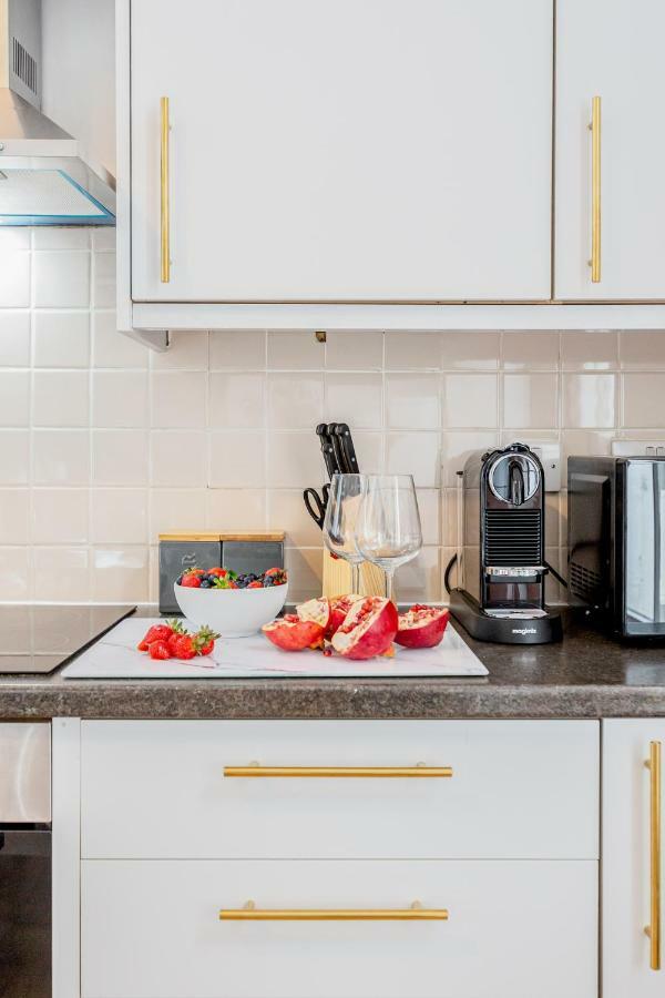 Bright & Spacious 4Beds Home - Kensington High Street-Olympia Londra Dış mekan fotoğraf
