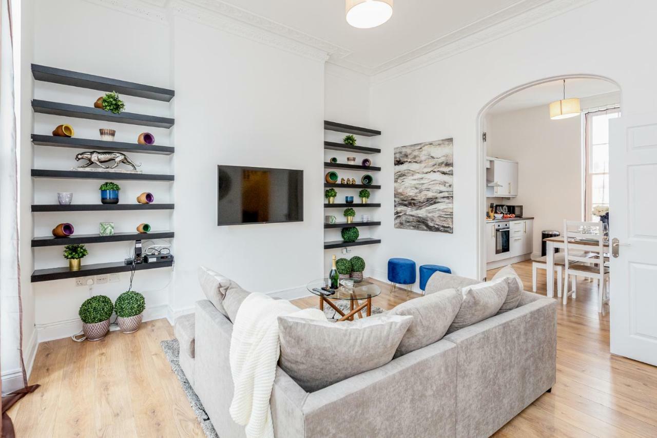 Bright & Spacious 4Beds Home - Kensington High Street-Olympia Londra Dış mekan fotoğraf